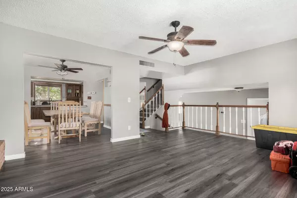 3201 W Evans Drive, Phoenix, AZ 85053