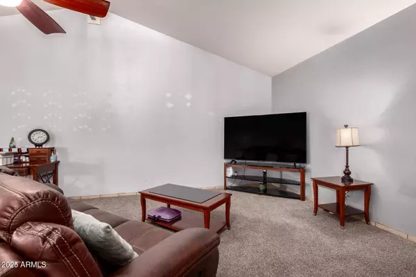 7143 N 63RD Drive, Glendale, AZ 85301