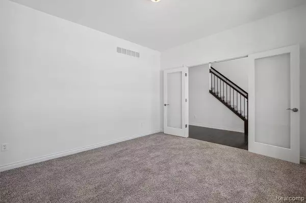 20859 HASENCLEVER Drive, Lyon Twp, MI 48178