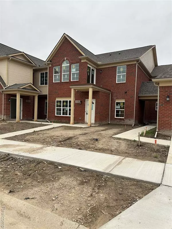 3932 Cornerstone Drive 38 567, Canton Twp, MI 48188