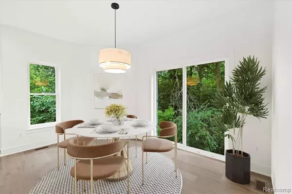 5179 WIMBLEDON Circle, Pittsfield Twp, MI 48108