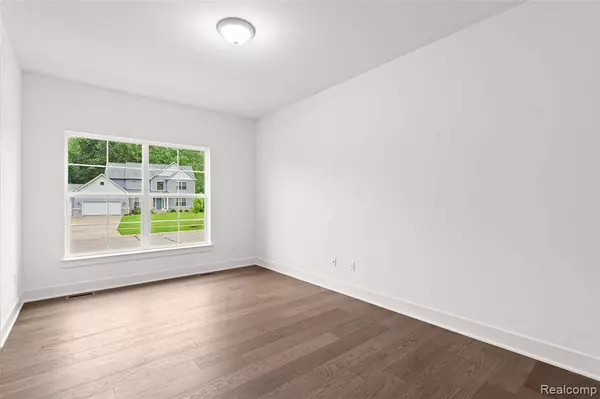 1487 ST JAMES Boulevard, Pittsfield Twp, MI 48108