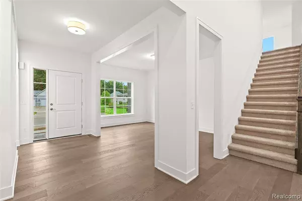 1487 ST JAMES Boulevard, Pittsfield Twp, MI 48108