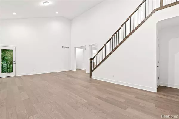 1487 ST JAMES Boulevard, Pittsfield Twp, MI 48108