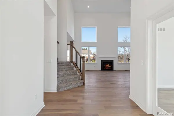 50520 Elmwood Court, Plymouth, MI 48170