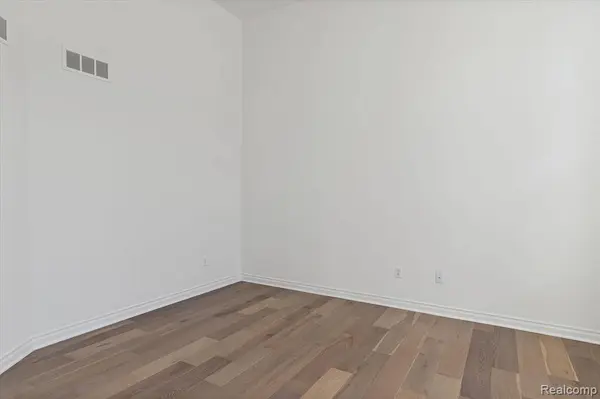 50520 Elmwood Court, Plymouth, MI 48170