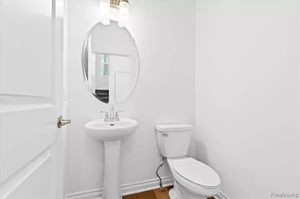 26806 Celtic Drive, Flat Rock, MI 48134