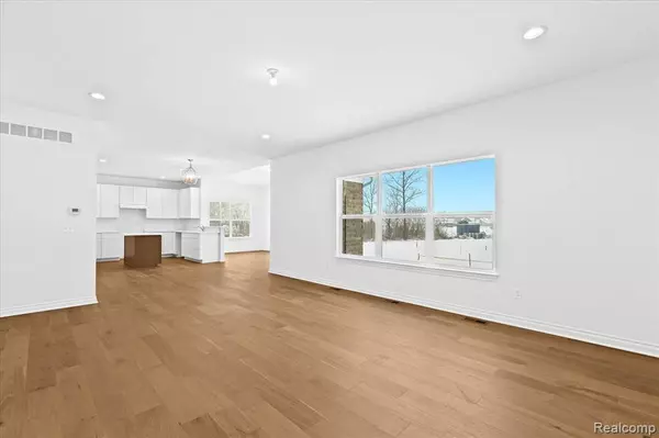 26806 Celtic Drive, Flat Rock, MI 48134