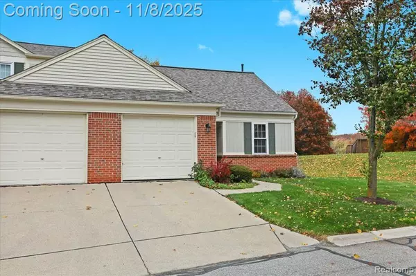 43576 Yorkville Drive 27, Canton Twp, MI 48188