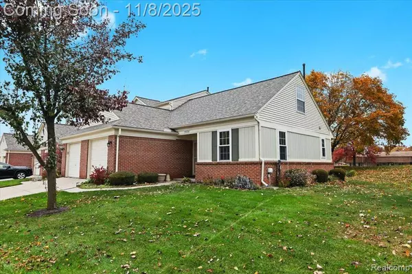 43576 Yorkville Drive 27, Canton Twp, MI 48188