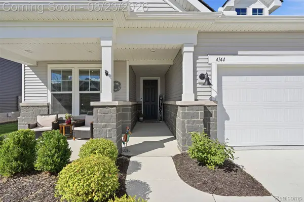 4144 Dogwood DR, Milford Charter Township, MI 48381