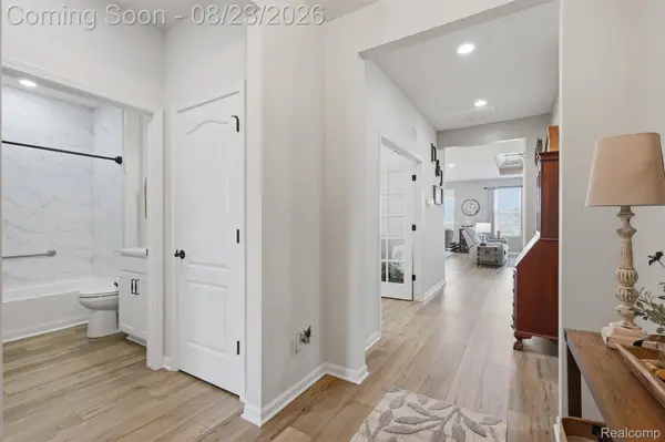 4144 Dogwood DR, Milford Charter Township, MI 48381