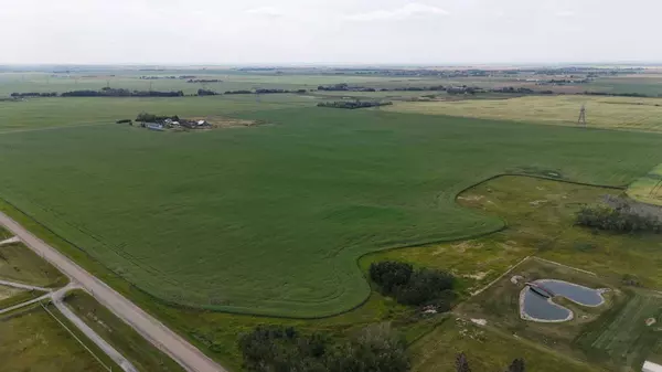 27 Willow Vale, Rural Rocky View County, AB T2Z 2G6