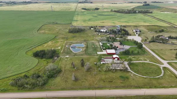 27 Willow Vale, Rural Rocky View County, AB T2Z 2G6
