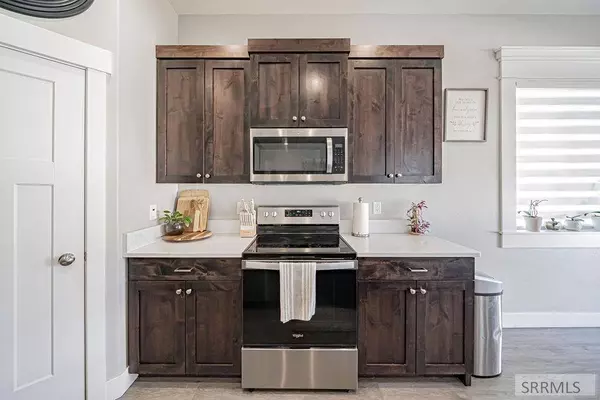 4156 N Ventura Avenue, Idaho Falls, ID 83401