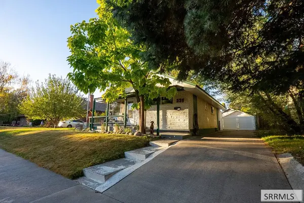 225 E 13th Street, Idaho Falls, ID 83404
