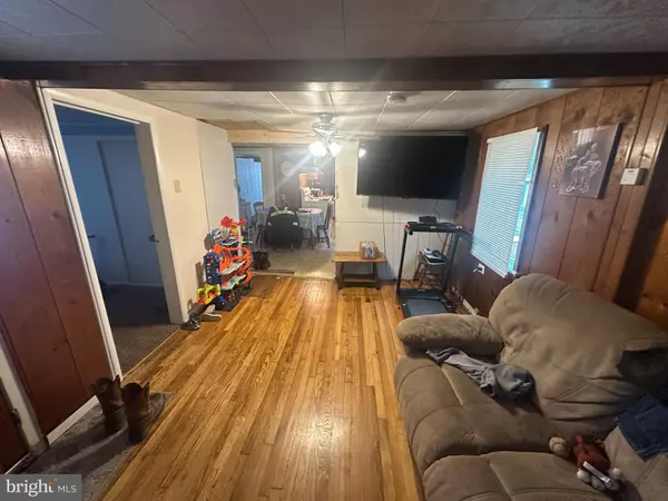 65 RACHEL LN, Inwood, WV 25428