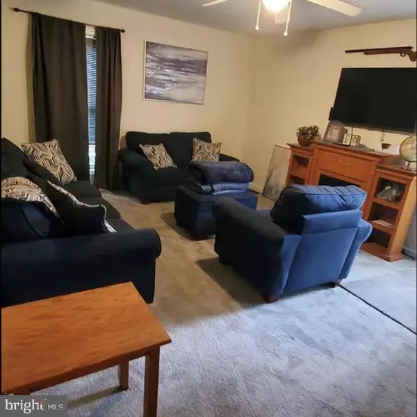 13706 LYNNCROFT DR, Chantilly, VA 20151