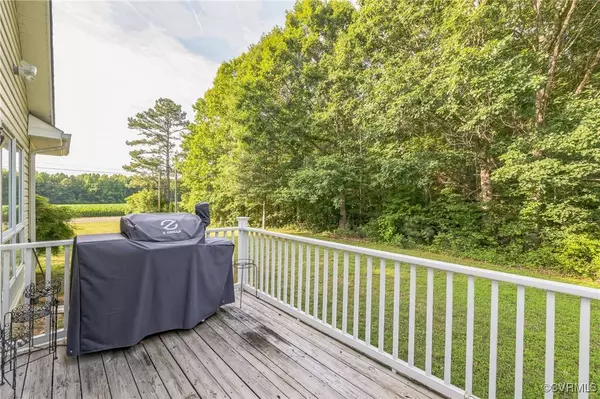 2301 White Chapel RD, Lancaster, VA 22503