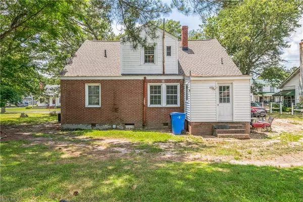 32105 Elizabeth St ST, Boykins, VA 23827