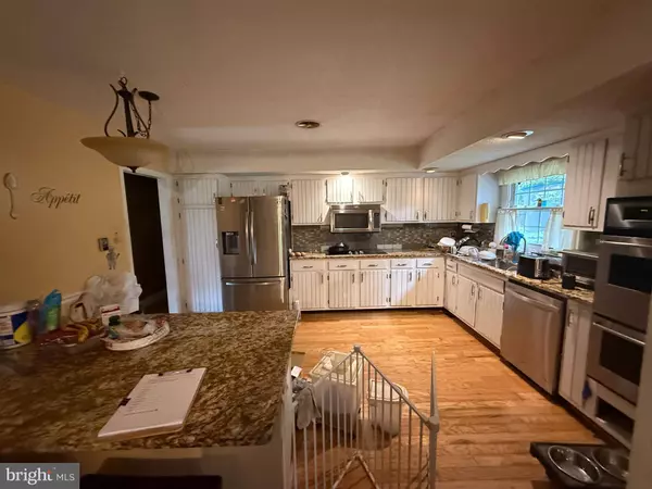 62 SPANIEL RD, Martinsburg, WV 25404