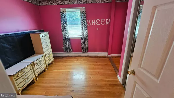 6900 COLONIAL AVE, Thurmont, MD 21788