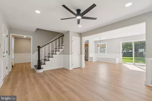 508 HARBOR DR, Annapolis, MD 21403