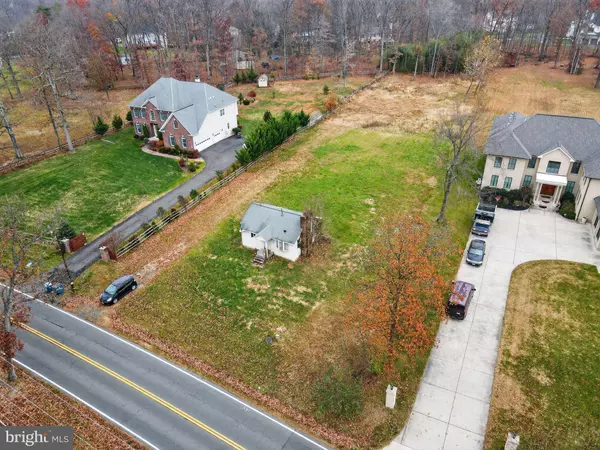 5955 COLCHESTER RD, Fairfax, VA 22030