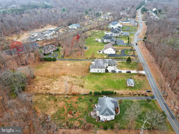 5955 COLCHESTER RD, Fairfax, VA 22030