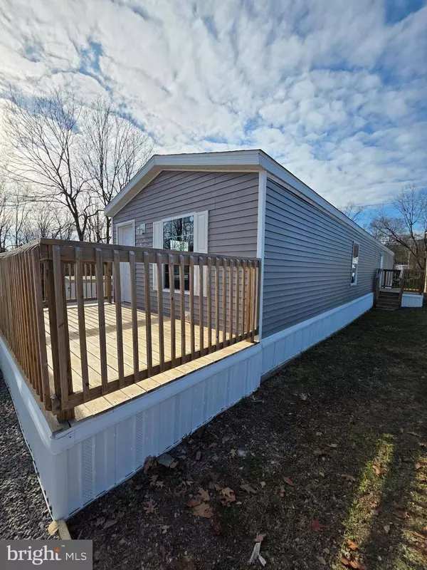 20 SOUTH KENNY DRIVE, Ridgeley, WV 26753