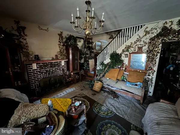 2827 CHESTERFIELD AVE, Baltimore, MD 21213