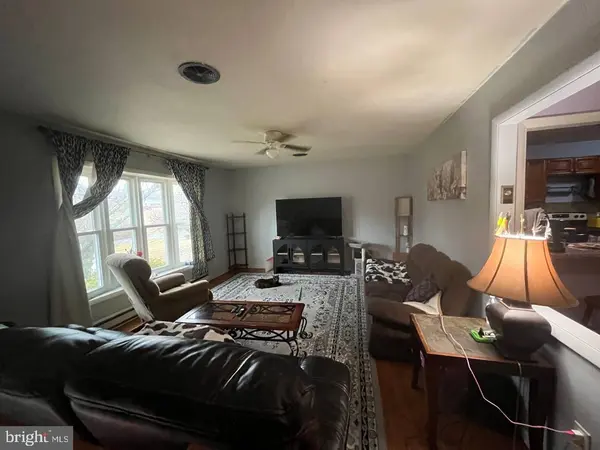 67 GREGORY DR, Martinsburg, WV 25404