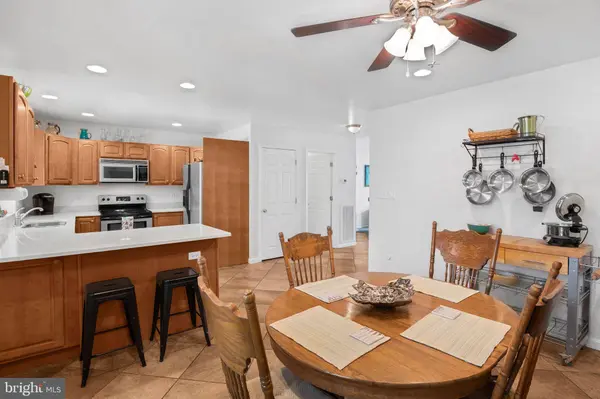 7516 DOE BAY LN, Chincoteague Island, VA 23336