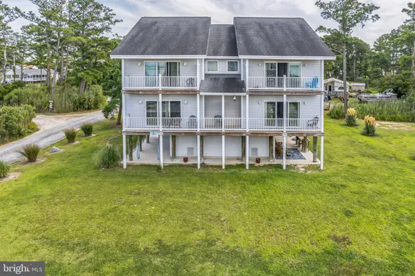 7516 DOE BAY LN, Chincoteague Island, VA 23336