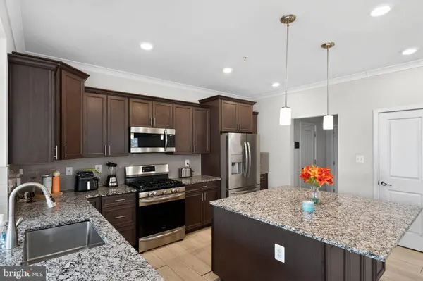 11451 OSCAR WILDE CT, White Plains, MD 20695