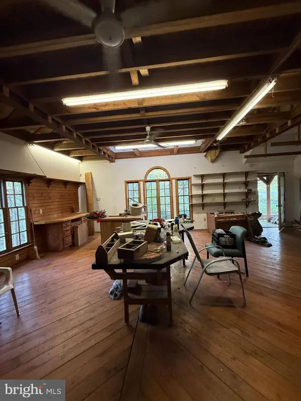 901 HILLCREST AVE, Highland Springs, VA 23075