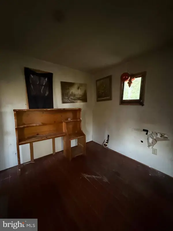 901 HILLCREST AVE, Highland Springs, VA 23075