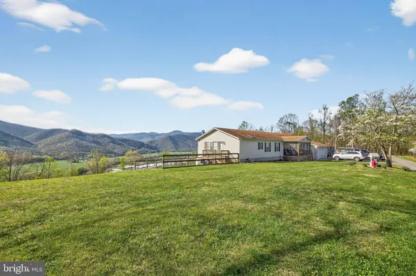 355 CLAN ALPINE WAY, Glasgow, VA 24555