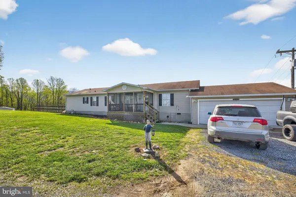 355 CLAN ALPINE WAY, Glasgow, VA 24555