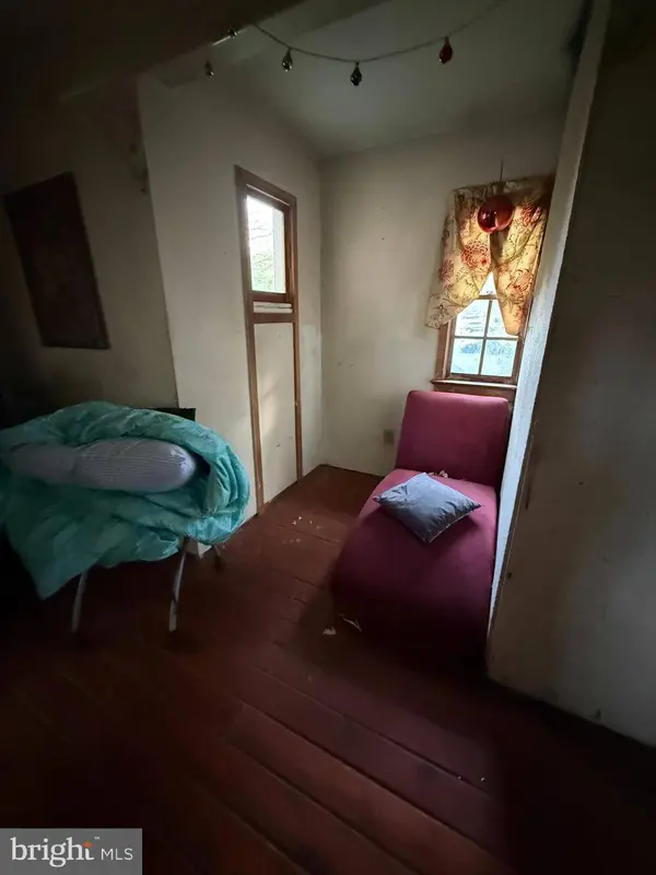 901 HILLCREST AVE, Highland Springs, VA 23075