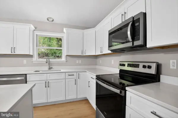 827 GREENE ACRES RD S, Stanardsville, VA 22973