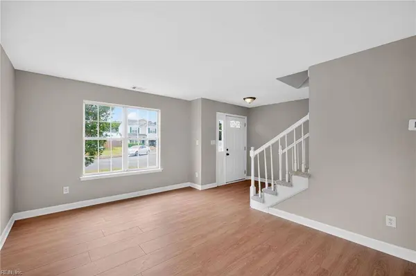 202 Friar CT, Suffolk, VA 23434