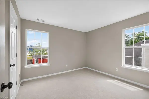 202 Friar CT, Suffolk, VA 23434