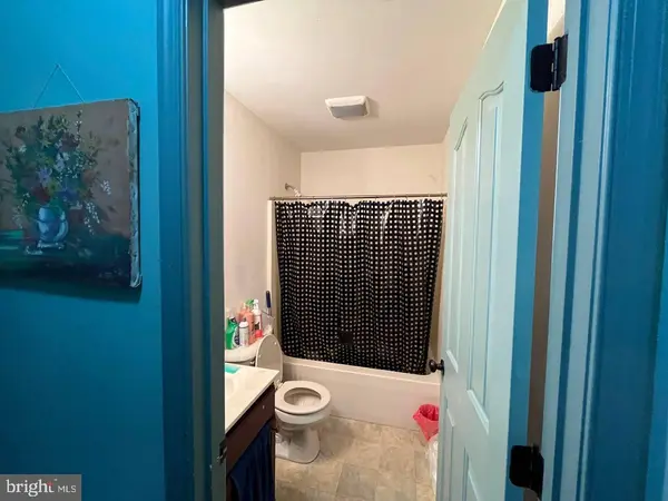 138 BRISTOL SPRINGS WAY, Slanesville, WV 25444