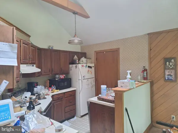 440 BOBCAT RD, Davis, WV 26260