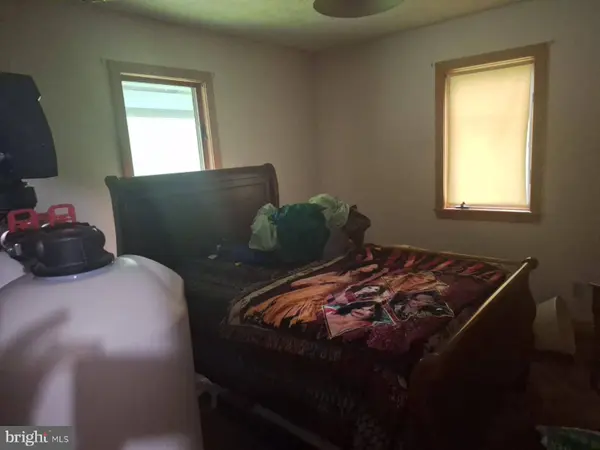440 BOBCAT RD, Davis, WV 26260