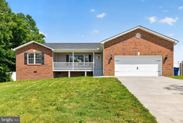 108 AUGUSTA AVE, Grottoes, VA 24441