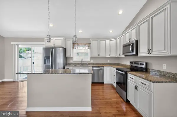 108 AUGUSTA AVE, Grottoes, VA 24441