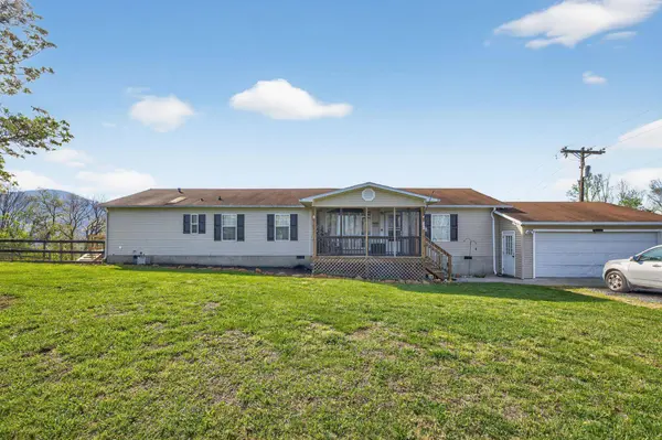 355 Clan Alpine WAY, Glasgow, VA 24555