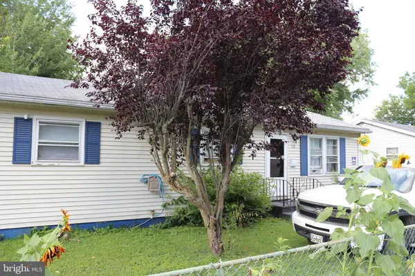 708 WOOLFORD ST, Seaford, DE 19973